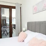 Cozy In بيت للعطل بوليخرونو